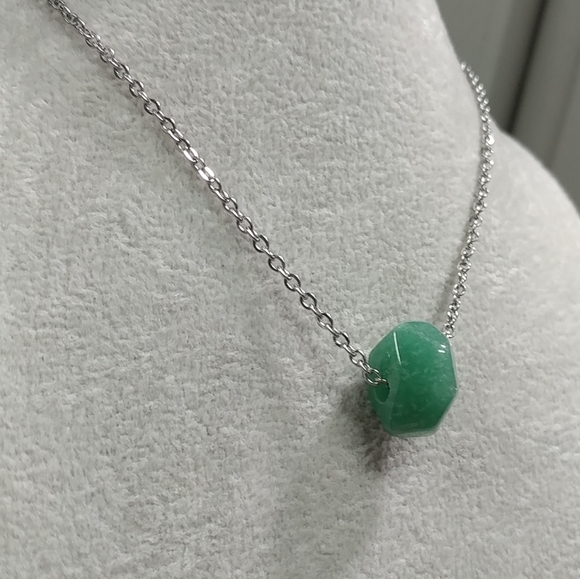 Green Aventurine Necklace Natural Gemstone Crystal Pendant Stainless-Steel 17.7" - Picture 6 of 17